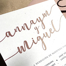 invitación con serigrafía metálica